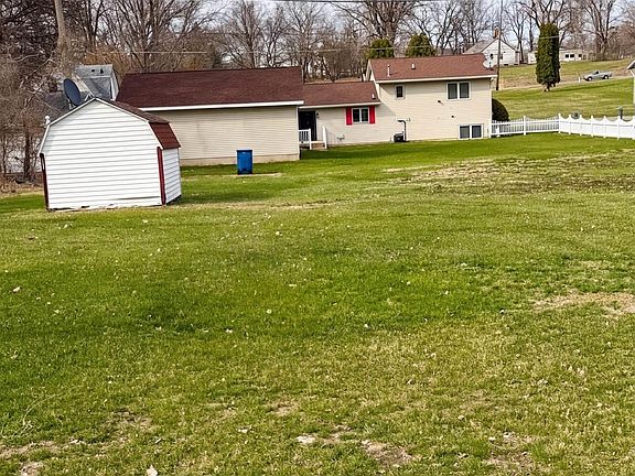 4th image of 714 Quincy St