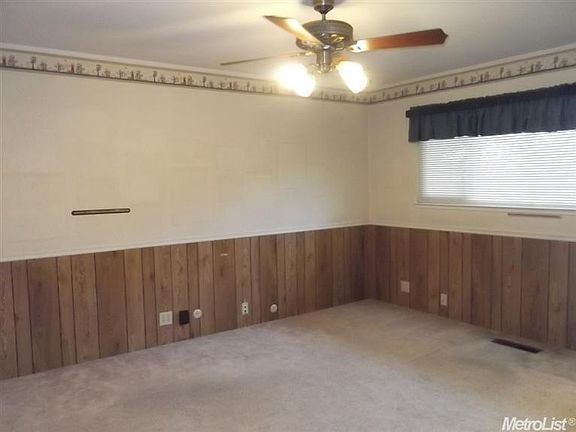 5th image of 7619 Park Woods Dr