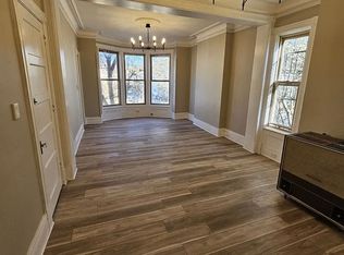 343 4th St #2, Troy, NY 12180