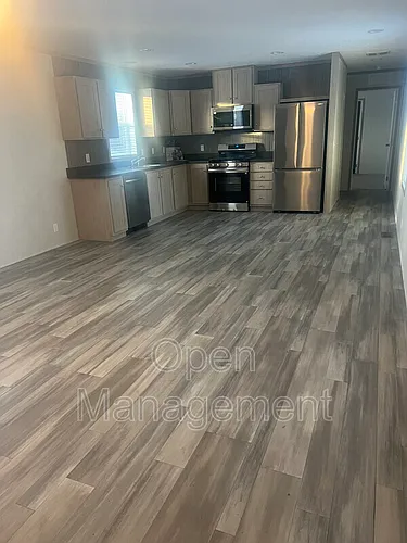 7-1015 Gibraltor Ave N #7 Photo 1