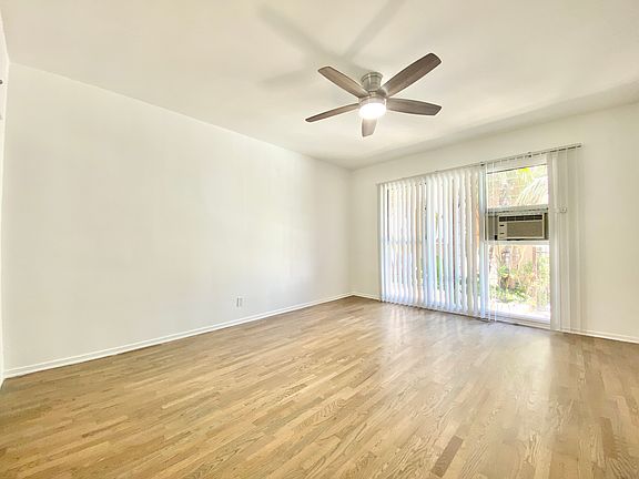 5th image of 1433 N Hayworth Ave APT 8