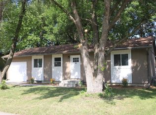 440 Douglas Dr, Eagle, NE 68347
