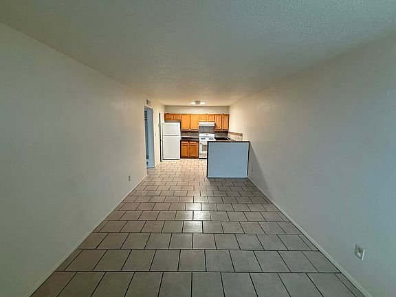 4th image of 5425 E 30th St #3