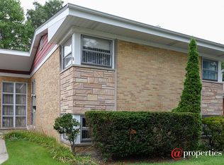 9214 Kedvale Ave, Skokie, IL 60076