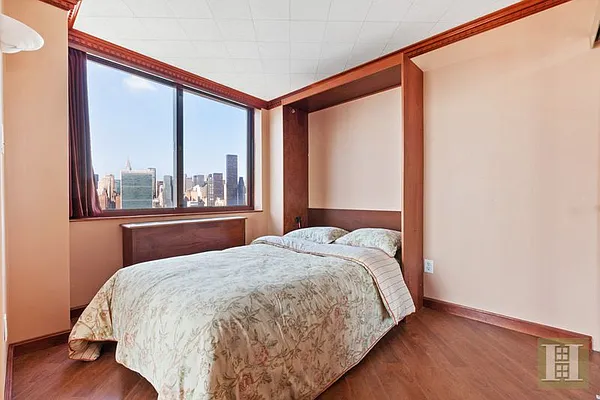 Sold by Halstead Real Estate | media 5