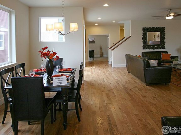 2nd image of 1437 Moonlight Dr