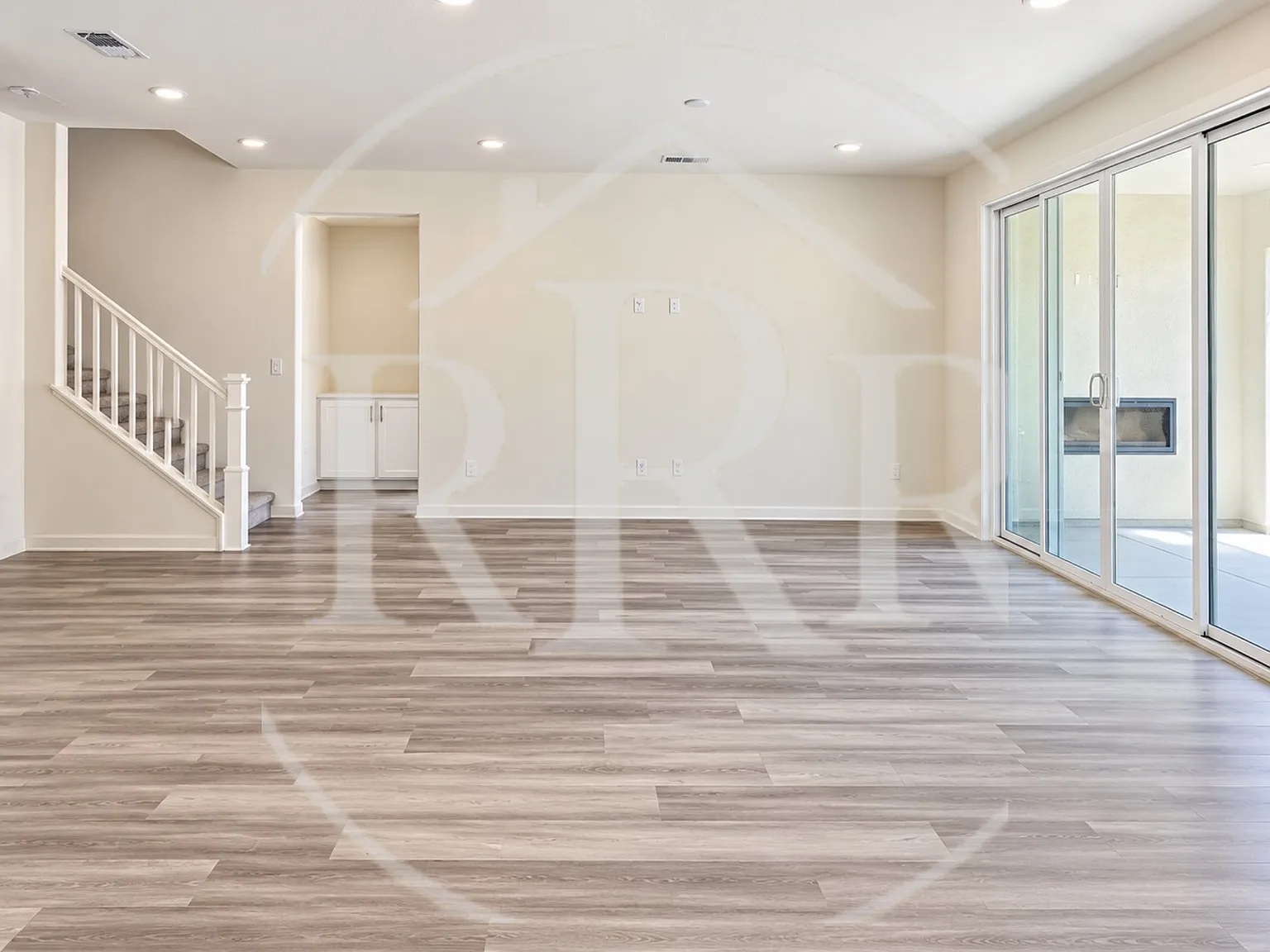 4 bed, 3.5 bath, 3033 sqft, $3,600 — Photo 4