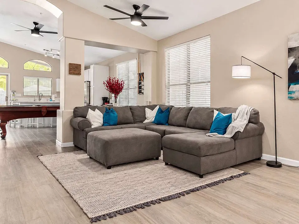 8146 E Theresa Dr #ID1558647P