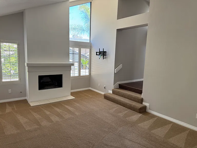 10246 Rue Chamonix — Photo 33