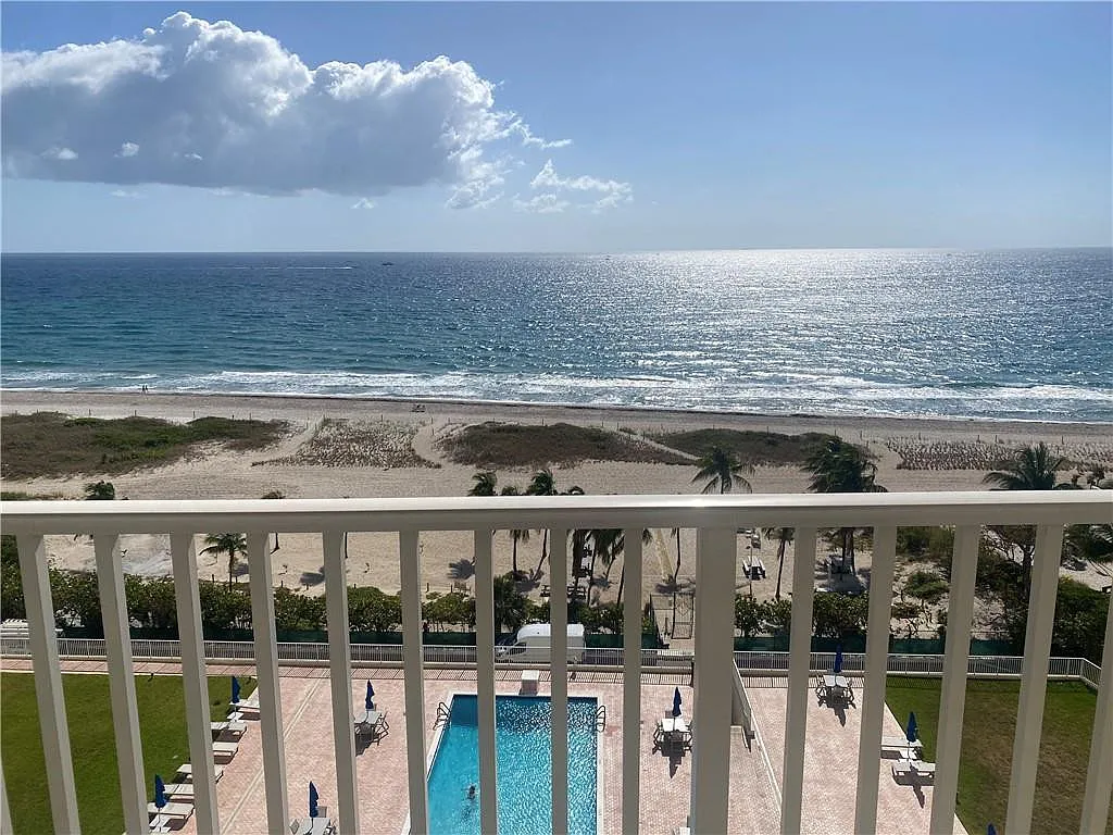Building Photo - 750 N Ocean Blvd #1009