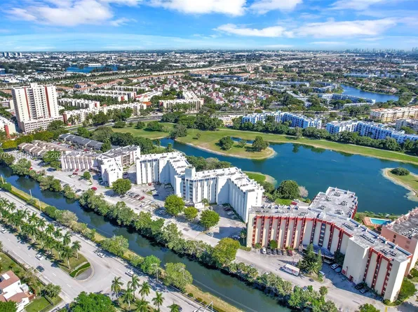 9682 Fontainebleau Blvd APT 306, Miami, FL 33172