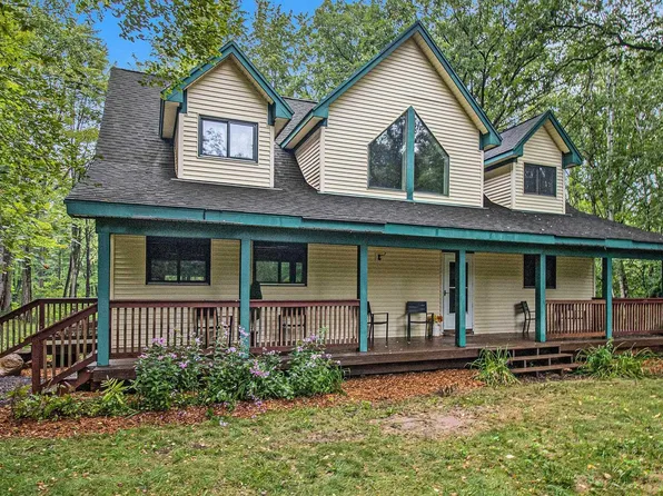 8480 Frith Rd, Columbus, MI 48063