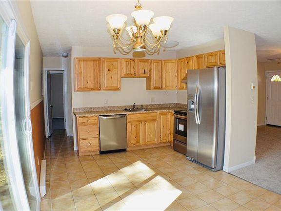 5th image of 1333 Riverbend Blvd