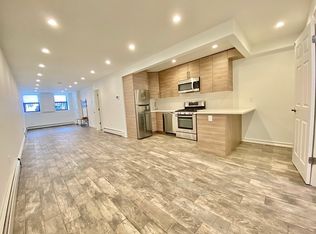 214A 29th St, Brooklyn, NY 11232