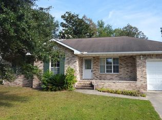 3312 N 3rd St, Ocean Springs, MS 39564