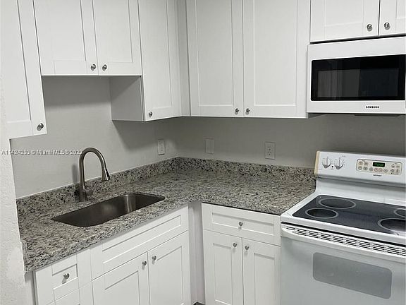 5th image of 4681 NW 9th St APT 109