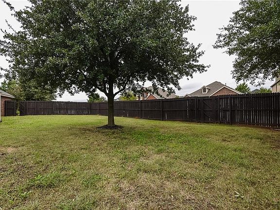 5th image of 9301 Water Bend Dr