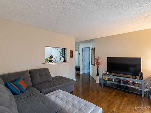 5th image of 8995 Kennedy Dr APT 1D
