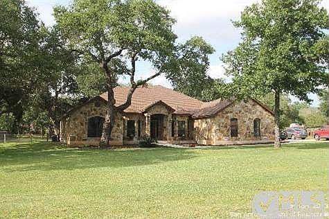 1st image of 386 Rosewood Dr