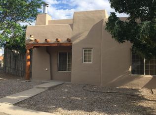 4236 Howling Wolf Ln, Santa Fe, NM 87507
