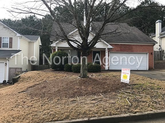 2nd image of 518 Parkstone Ln