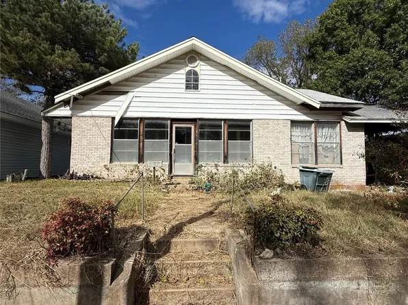 914 W Wyandotte Ave, Sulphur, OK 73086