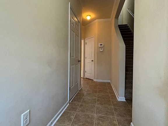 2nd image of 116 Waterstone Ln