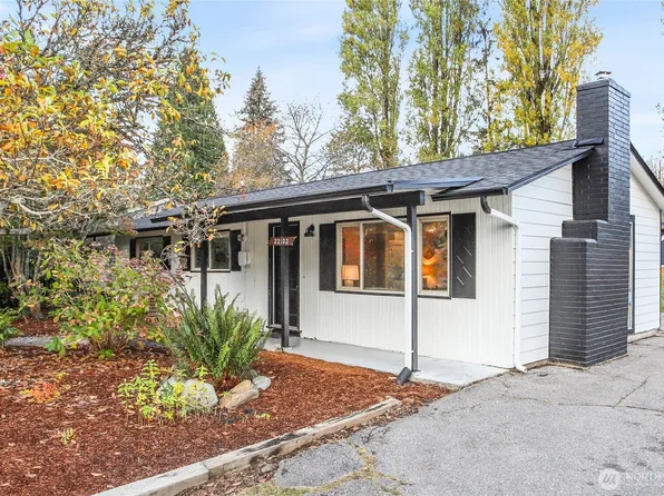 22103 38th Avenue W, Mountlake Terrace, WA 98043