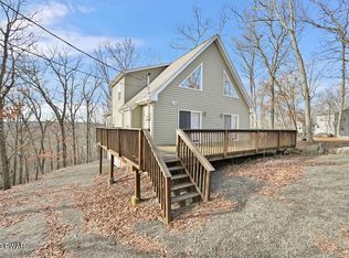 172 Tanager Rd, Lackawaxen, PA 18435