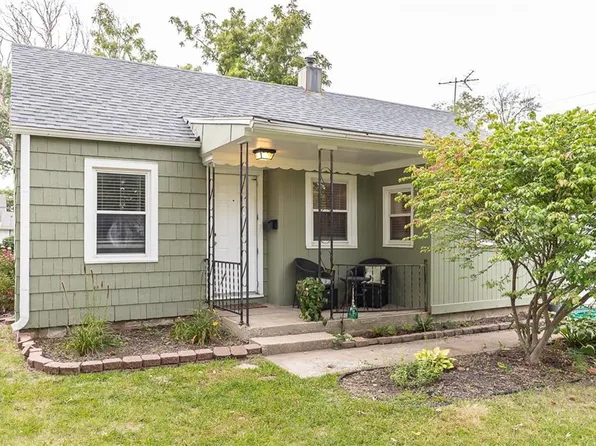 5504 Glenwood St, Mission, KS 66202