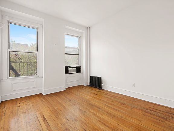 4th image of 1788 3rd Ave APT 3