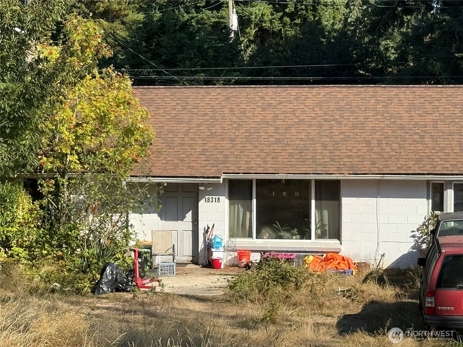 18318 8th Avenue NE photo 1