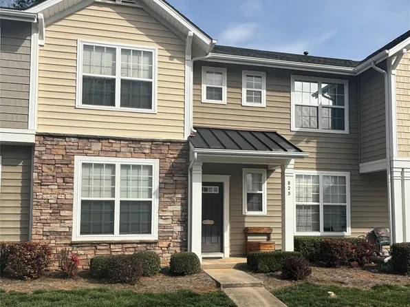 825 Lacebark Dr, Rock Hill, SC 29732