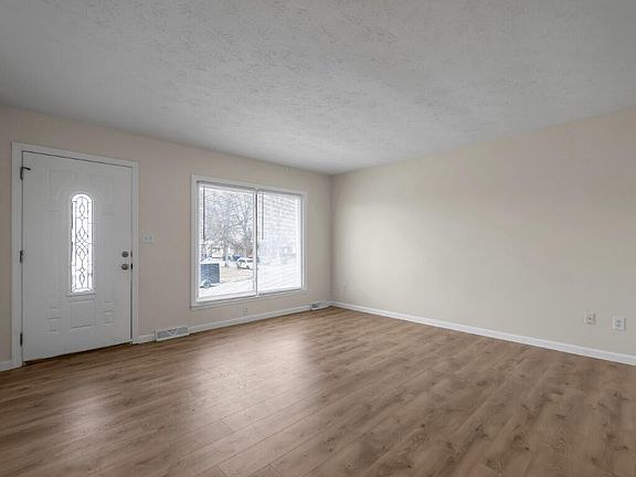 3rd image of 3585 Pimlico Pkwy