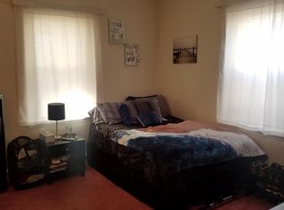 110 Grandview Rd APT 1, Ardmore, PA 19003