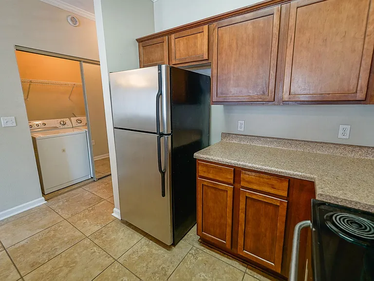 2400 Fred Smith Rd #204 — Photo 9