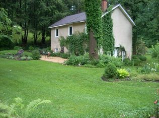 123 Echo Valley Ln, Newtown Square, PA 19073