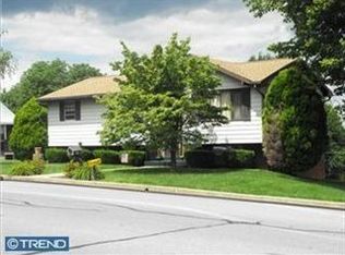 419 Pershing Blvd, Reading, PA 19607