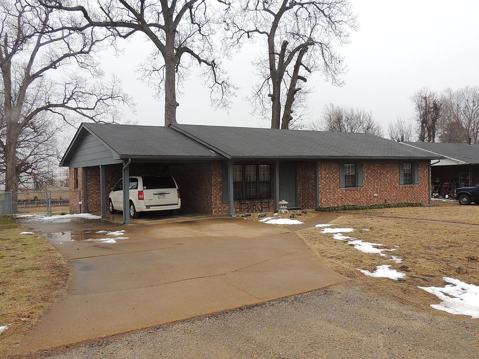 1st image of 1920 Dogwood St