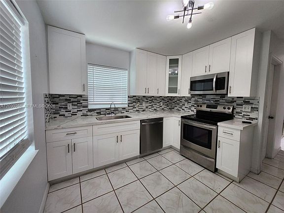 4th image of 3332 Orinoco Ln #3332
