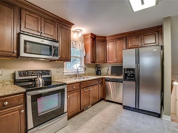 5th image of 9177 Pembridge Dr