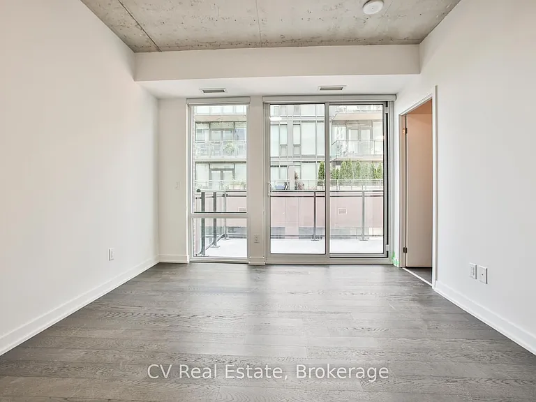 45 Baseball Pl #410 — Photo 21