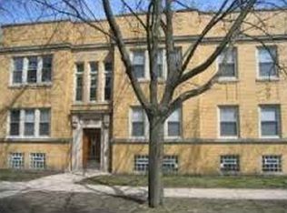 6709 N Maplewood Ave #2, Chicago, IL 60645