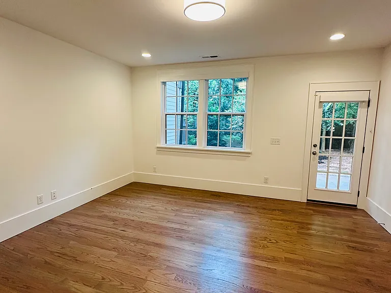 2820 Hillside Springs Dr — Photo 26