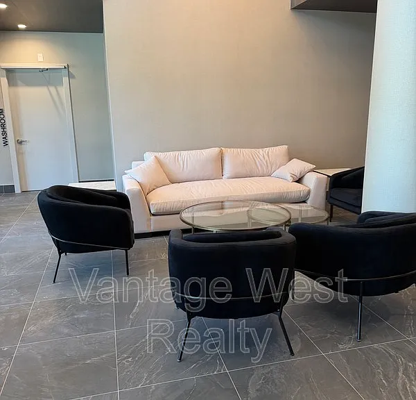 3700 Capozzi Rd #901 — Photo 25