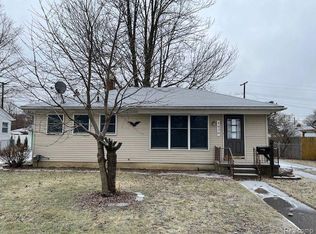 1420 Warrington St, Mount Clemens, MI 48043