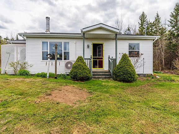 3rd image of 28 Longley Mountain Rd
