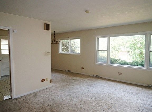 3rd image of 2252 Alta Vista Dr