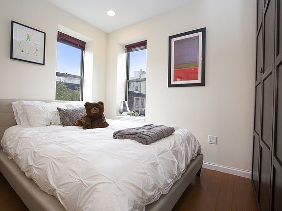4th image of 455 E 118th St APT 4W
