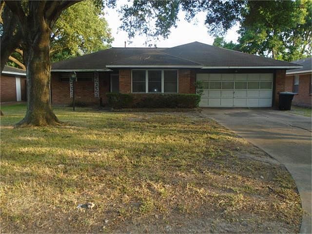 1st image of 5831 Moonmist Dr
